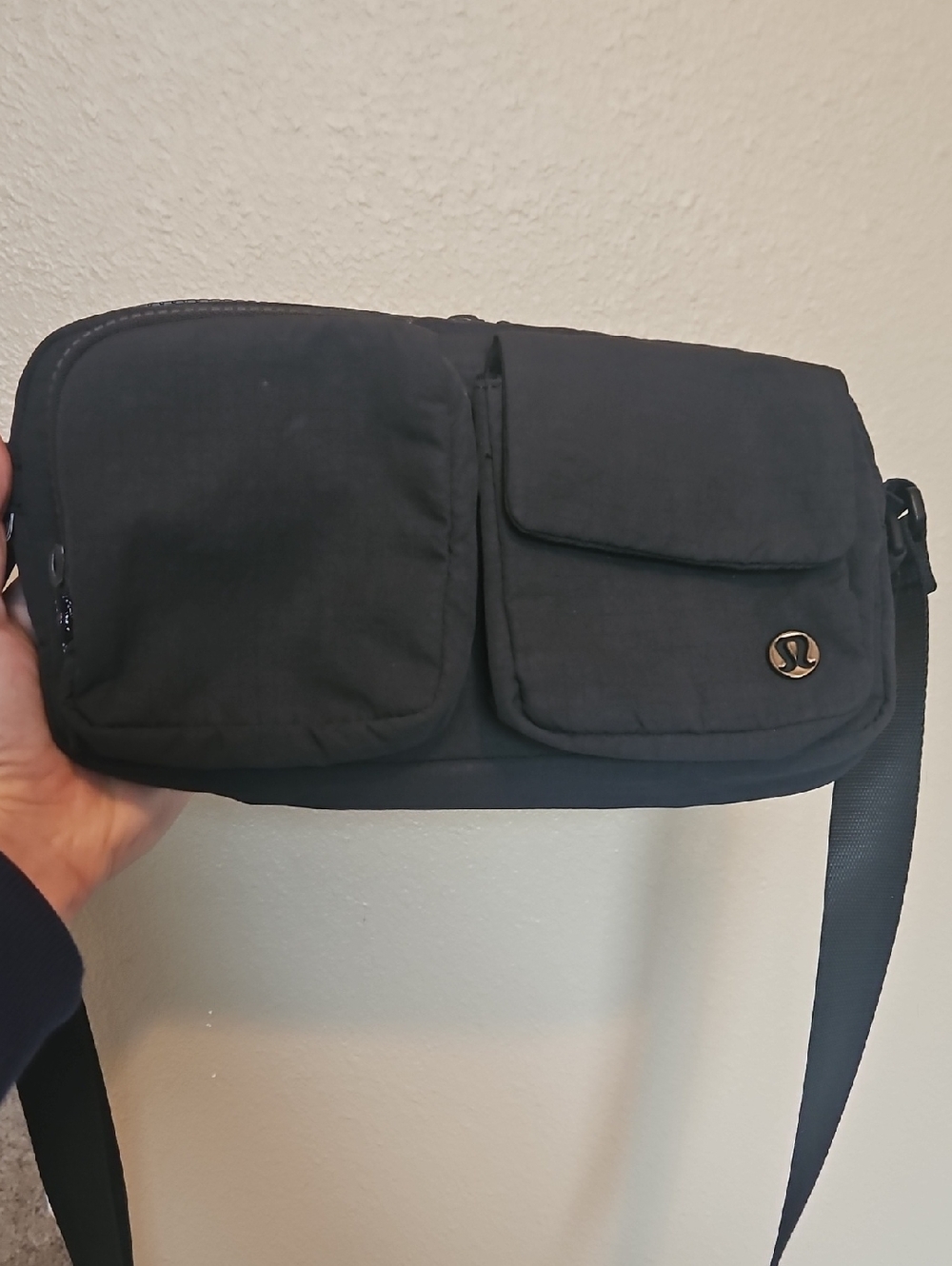 Lululemon Black Compact Messenger Bag with Front Pockets
